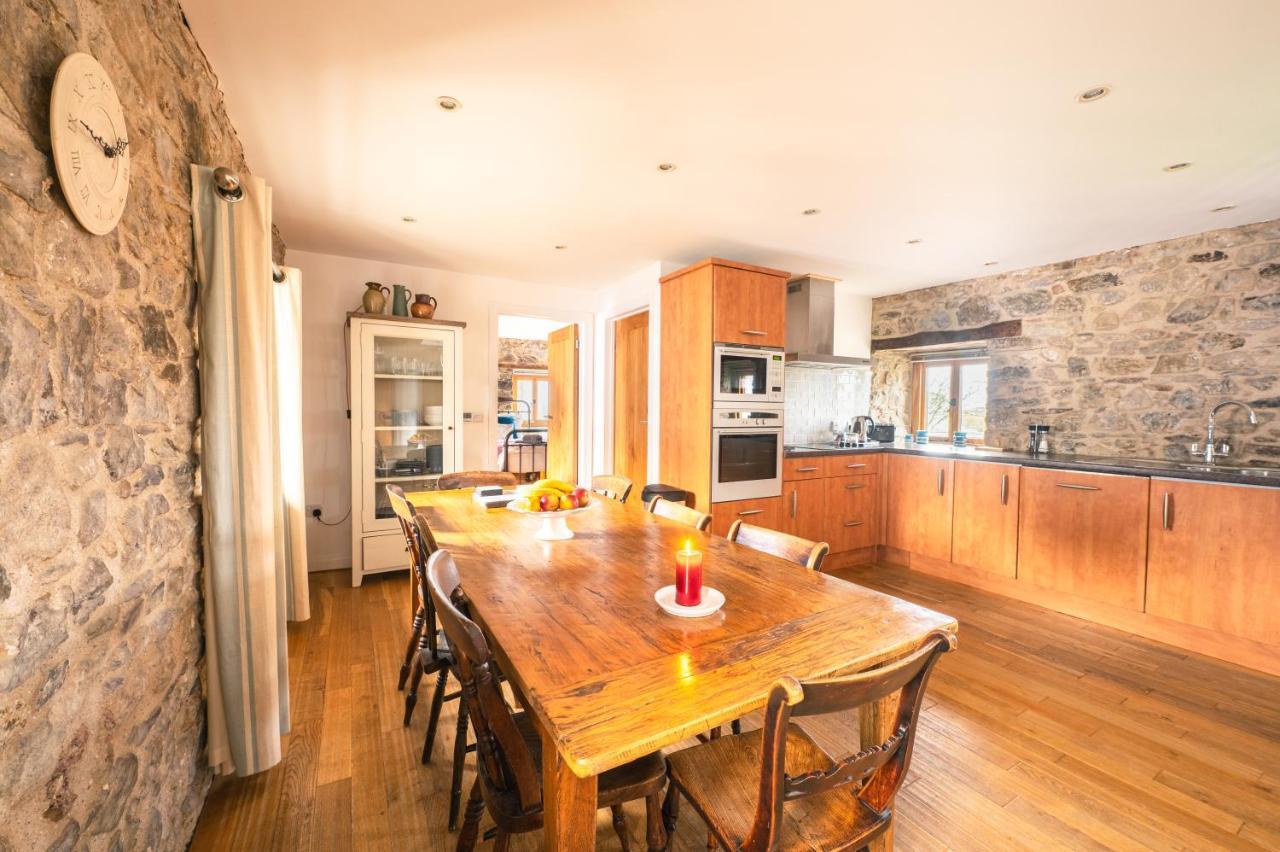Stunning Converted Granary In Heart Of St Davids エクステリア 写真